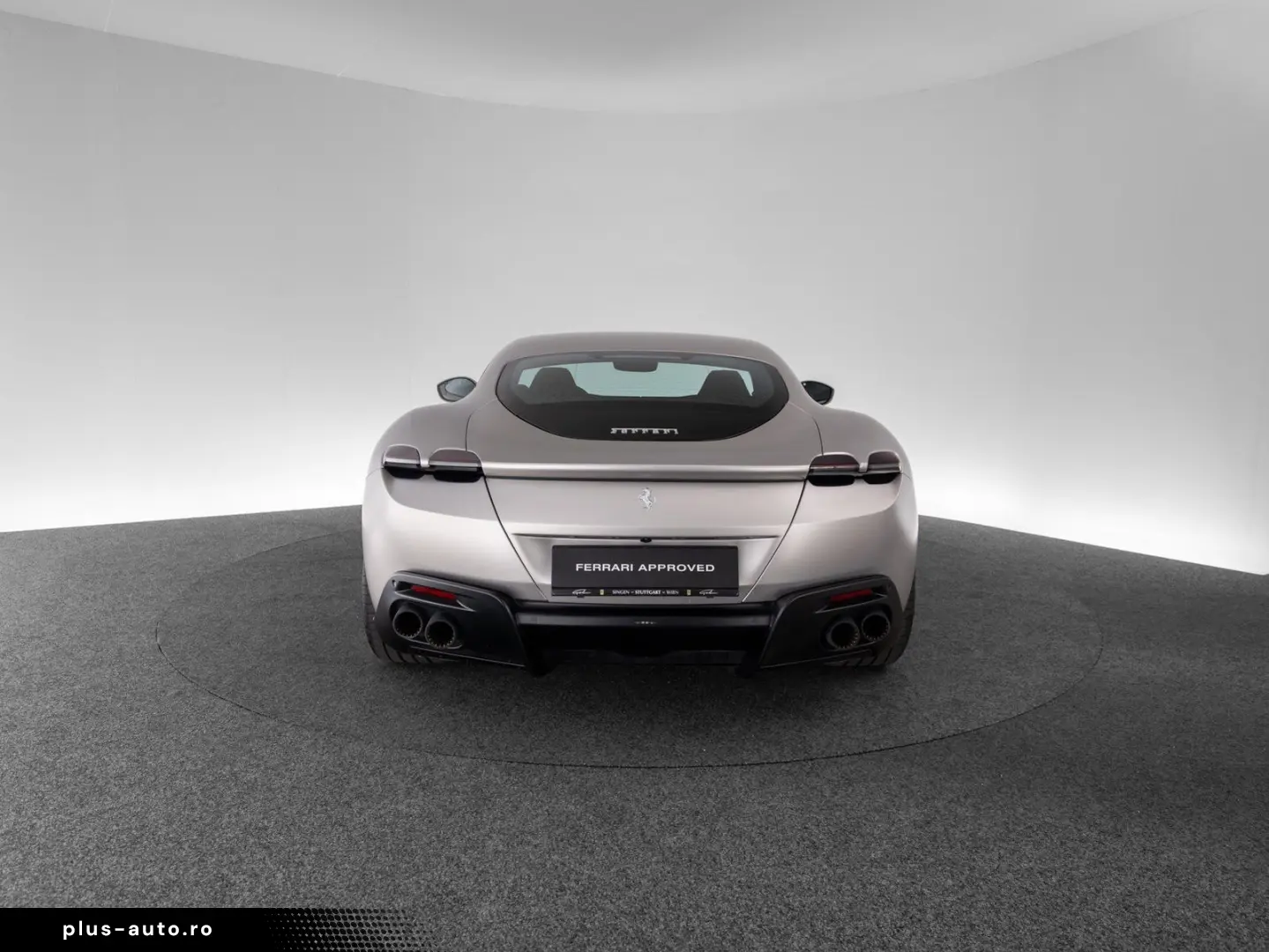 FERRARI Roma