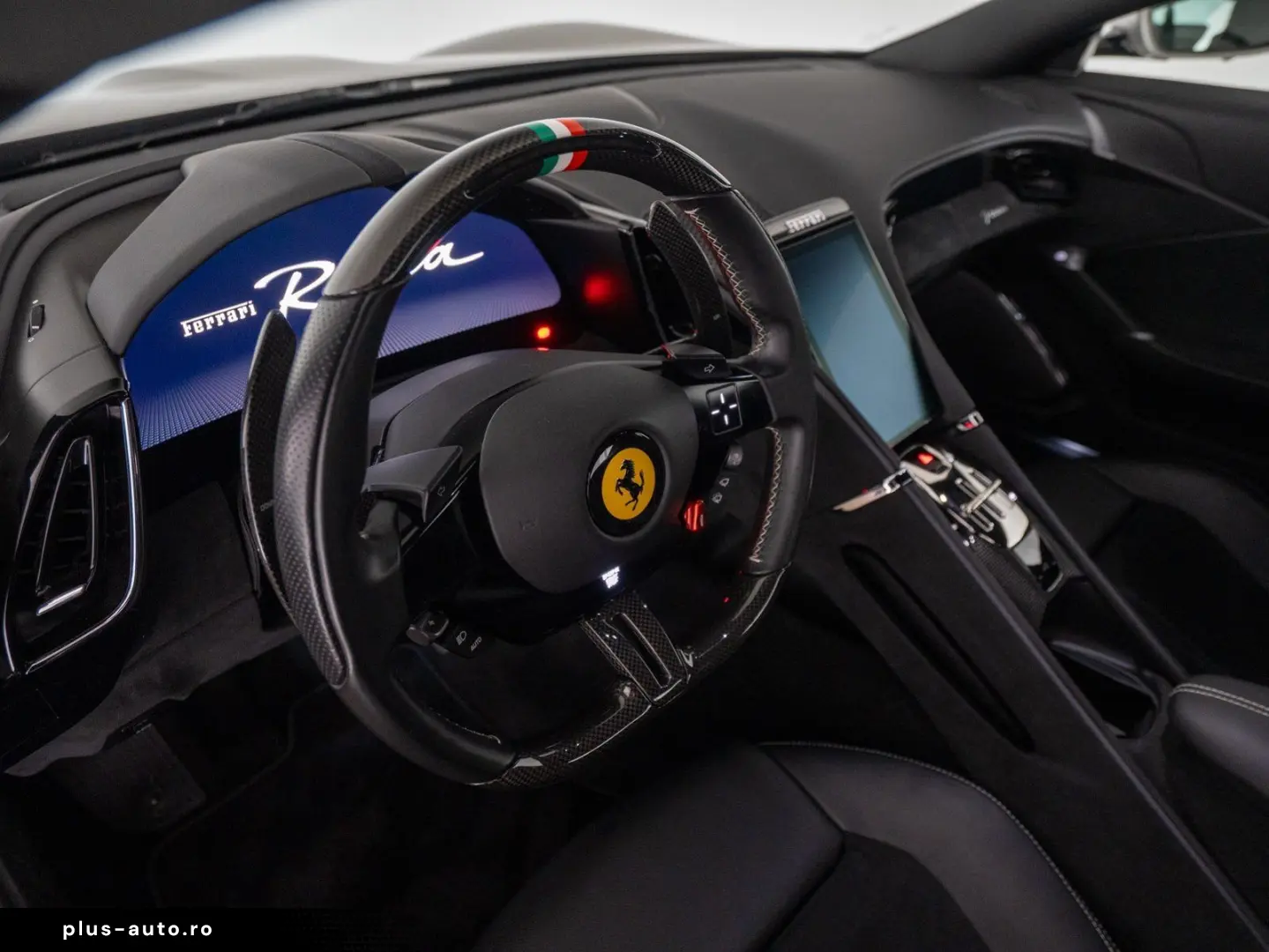 FERRARI Roma