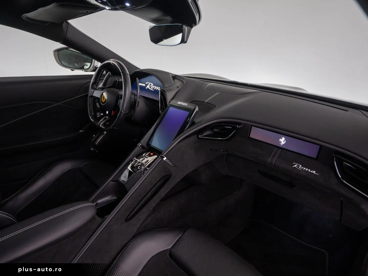 FERRARI Roma