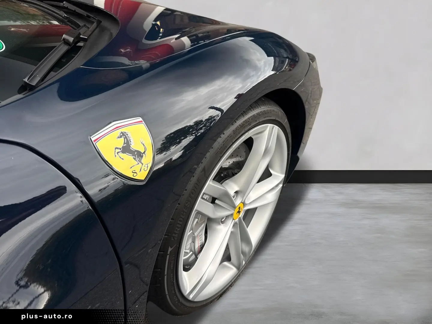 FERRARI 296 GTS  20'' Schmiedefelge Premium HiFi