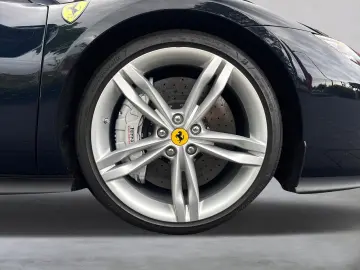 FERRARI 296 GTS  20'' Schmiedefelge Premium HiFi