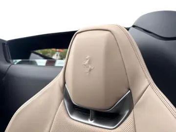 FERRARI 296 GTS  20'' Schmiedefelge Premium HiFi