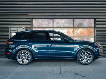PORSCHE Cayenne S E-Hybrid