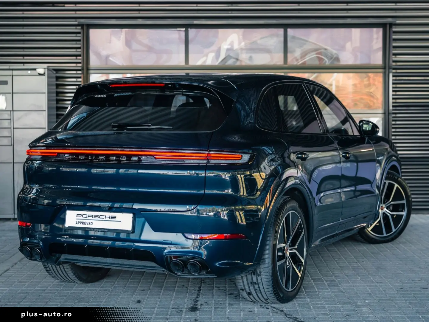 PORSCHE Cayenne S E-Hybrid