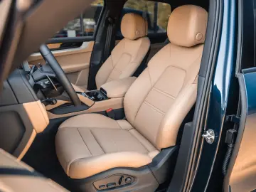 PORSCHE Cayenne S E-Hybrid