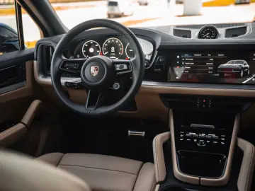 PORSCHE Cayenne S E-Hybrid
