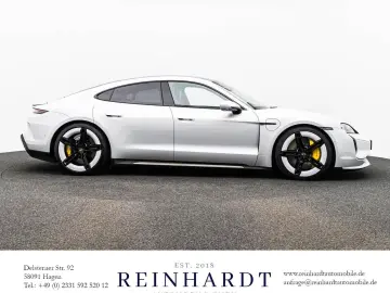 PORSCHE TAYCAN TURBO ACC HuD PANO PDLS  KERAMIK 18-WEGE