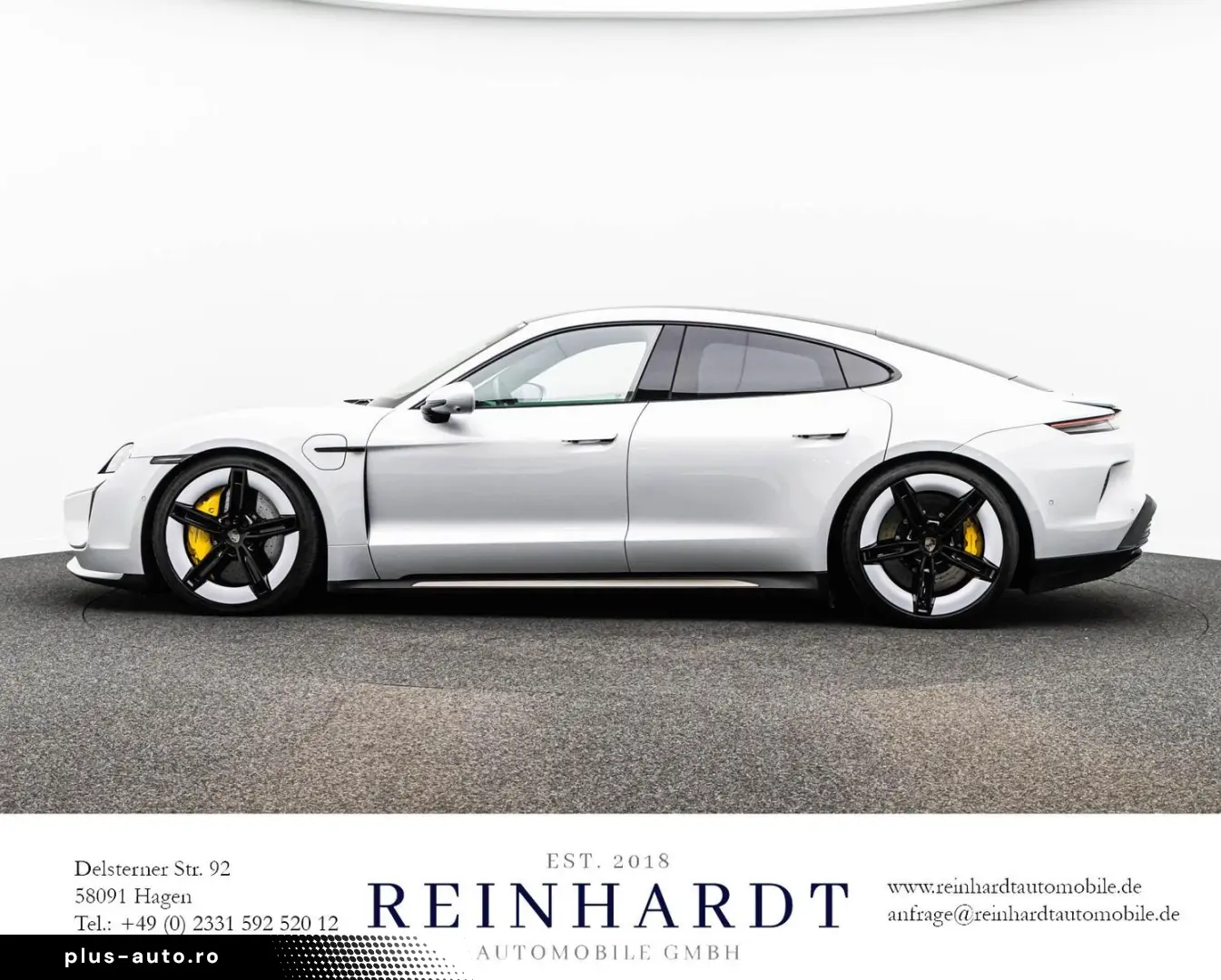 PORSCHE TAYCAN TURBO ACC HuD PANO PDLS  KERAMIK 18-WEGE