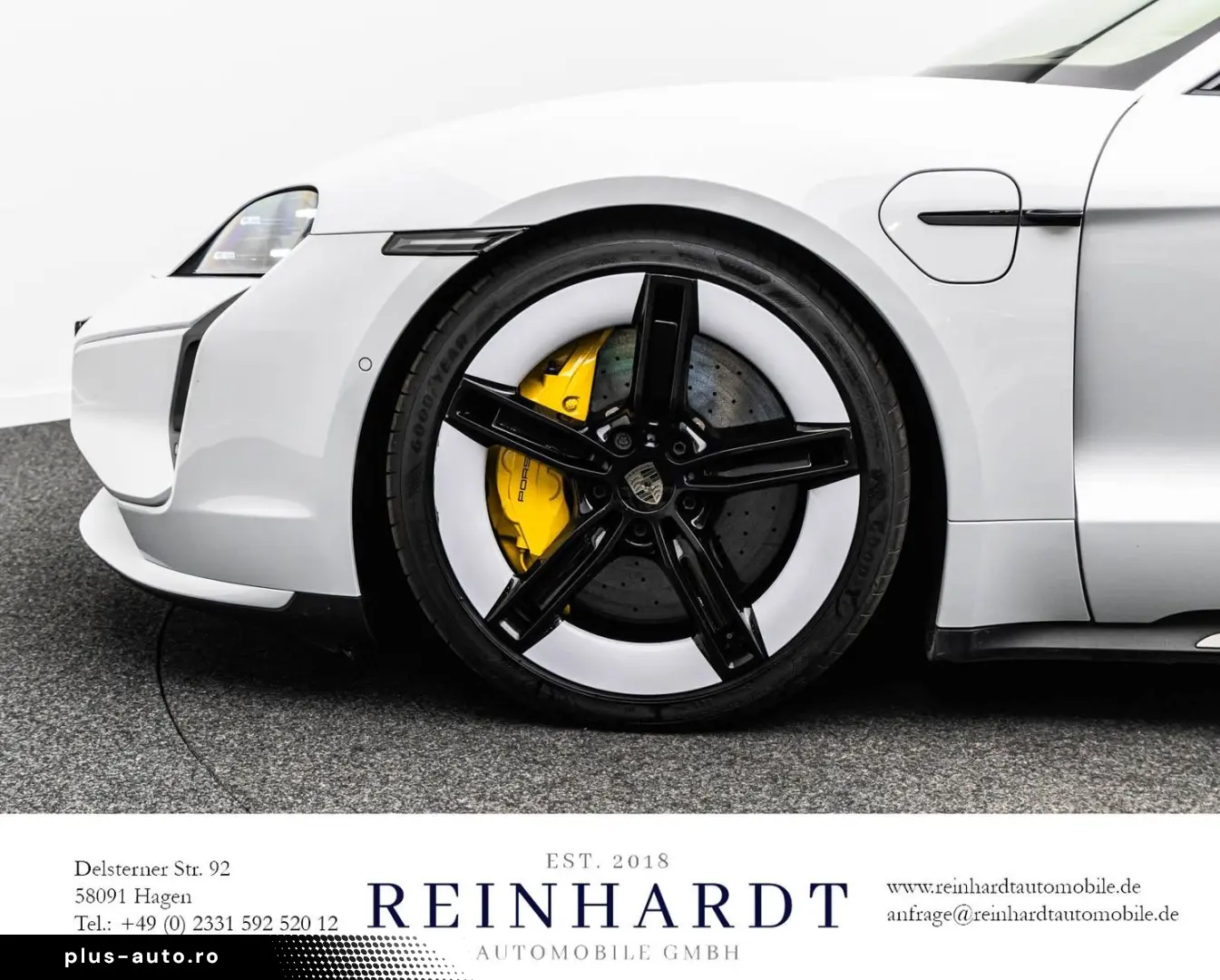 PORSCHE TAYCAN TURBO ACC HuD PANO PDLS  KERAMIK 18-WEGE