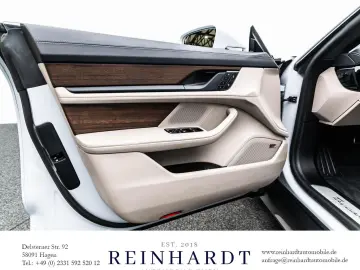 PORSCHE TAYCAN TURBO ACC HuD PANO PDLS  KERAMIK 18-WEGE