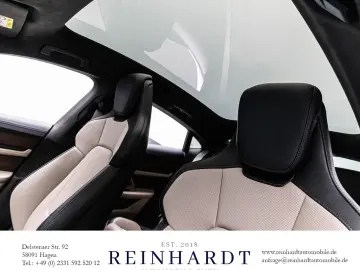 PORSCHE TAYCAN TURBO ACC HuD PANO PDLS  KERAMIK 18-WEGE