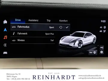 PORSCHE TAYCAN TURBO ACC HuD PANO PDLS  KERAMIK 18-WEGE
