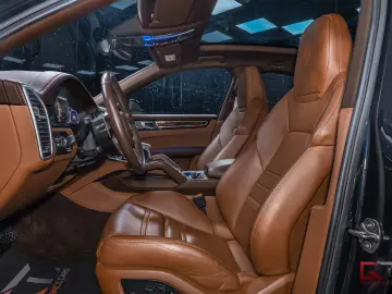 PORSCHE Cayenne E-Hyb Coupé PLATINUM SpDesign Club Pano