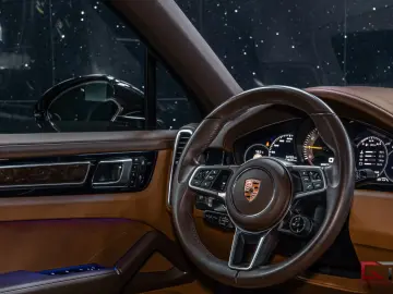 PORSCHE Cayenne E-Hyb Coupé PLATINUM SpDesign Club Pano