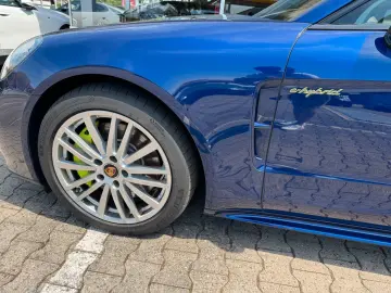PORSCHE Panamera 4 E-Hybr. Platinum-Edition HeadUp Inno
