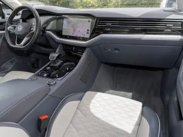 VW Touareg 3.0 TSI eHybrid 4Motion Elegance PANORAM