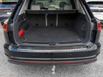 VW Touareg 3.0 TSI eHybrid 4Motion Elegance PANORAM