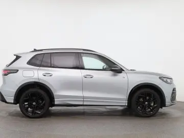 VW Tiguan R-Line TDI 4MOTION DSG