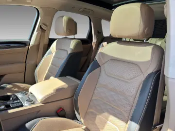 VW Touareg Atmosphere 4M eHybrid Pano HuD IQ 360