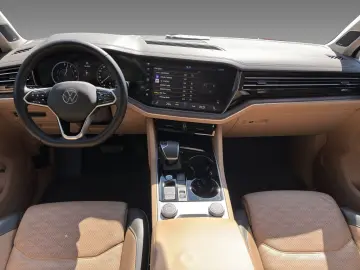 VW Touareg Atmosphere 4M eHybrid Pano HuD IQ 360