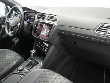 VW Tiguan Allspace 2.0TSI R-Line STHZ 360 Kamera