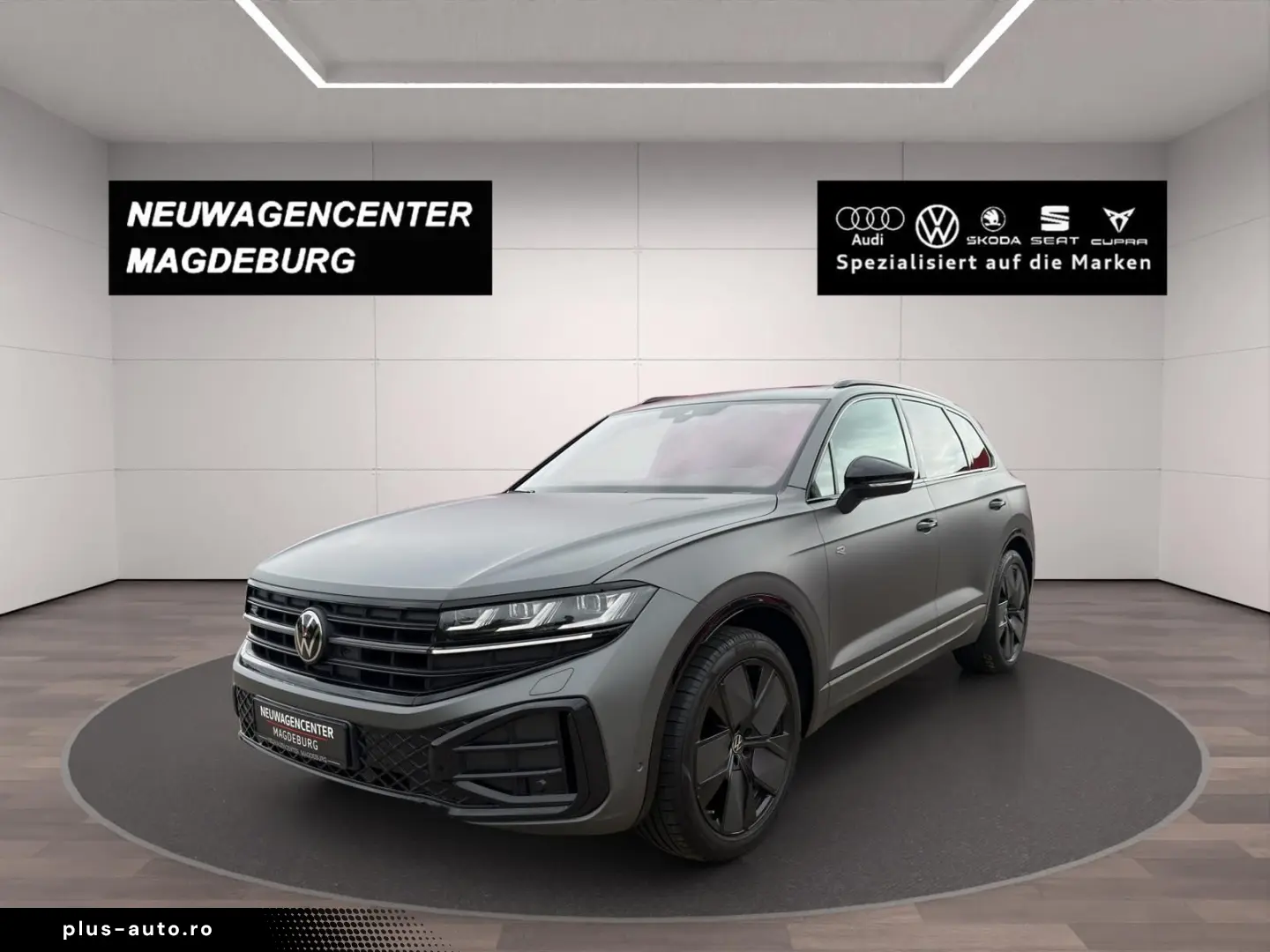 VW Touareg 3.0V6 TDI R-LINE DSG 4x4 NACHTISCHT LUFT