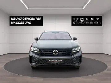 VW Touareg 3.0V6 TDI R-LINE DSG 4x4 NACHTISCHT LUFT
