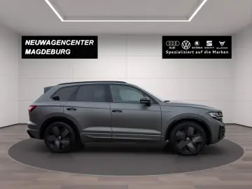 VW Touareg 3.0V6 TDI R-LINE DSG 4x4 NACHTISCHT LUFT