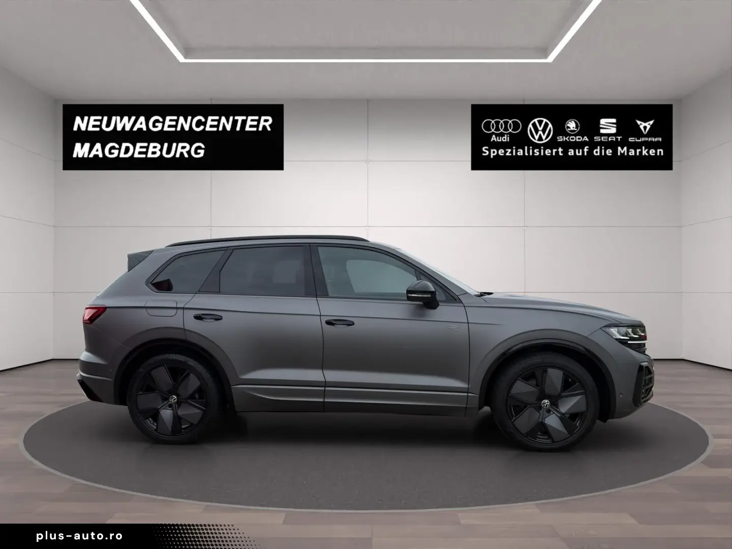 VW Touareg 3.0V6 TDI R-LINE DSG 4x4 NACHTISCHT LUFT