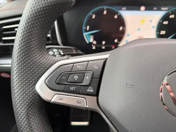 VW Touareg 3.0V6 TDI R-LINE DSG 4x4 NACHTISCHT LUFT