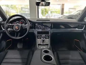 PORSCHE Panamera 4 1.Hand Panorama Leder Kamera Garantie