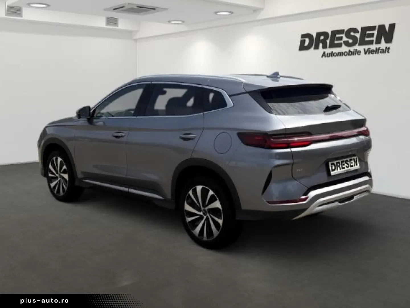 BYD Seal U DM-i PHEV DESIGN HUD El. Panodach Navi Le