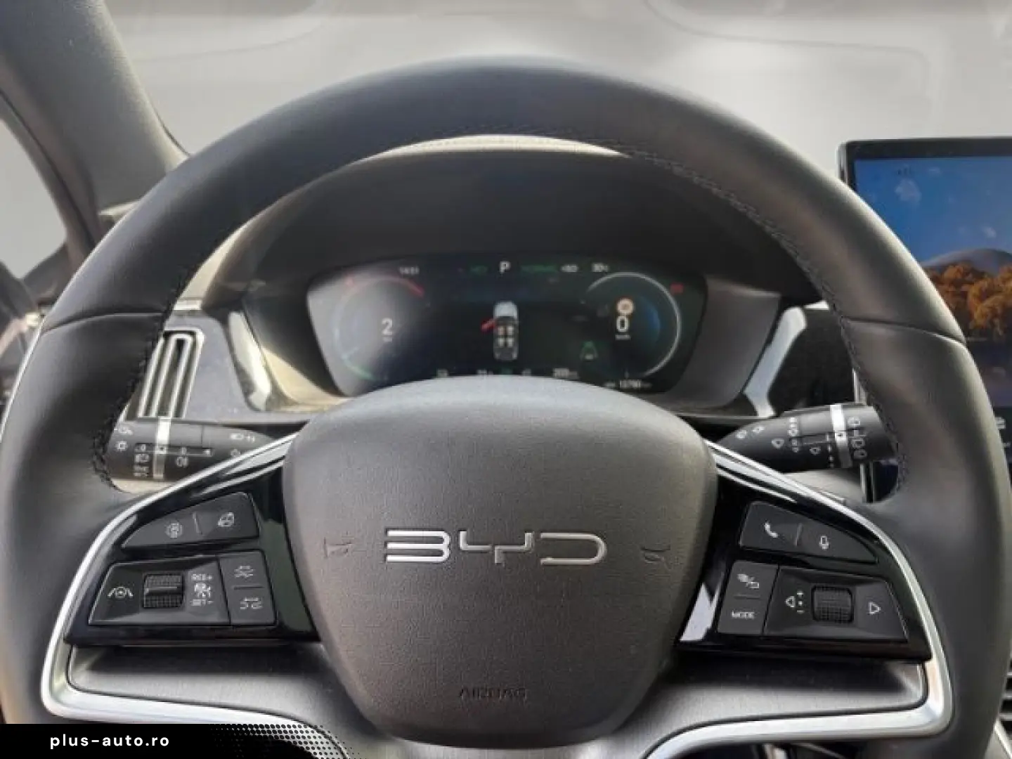BYD Seal U DM-i PHEV DESIGN HUD El. Panodach Navi Le