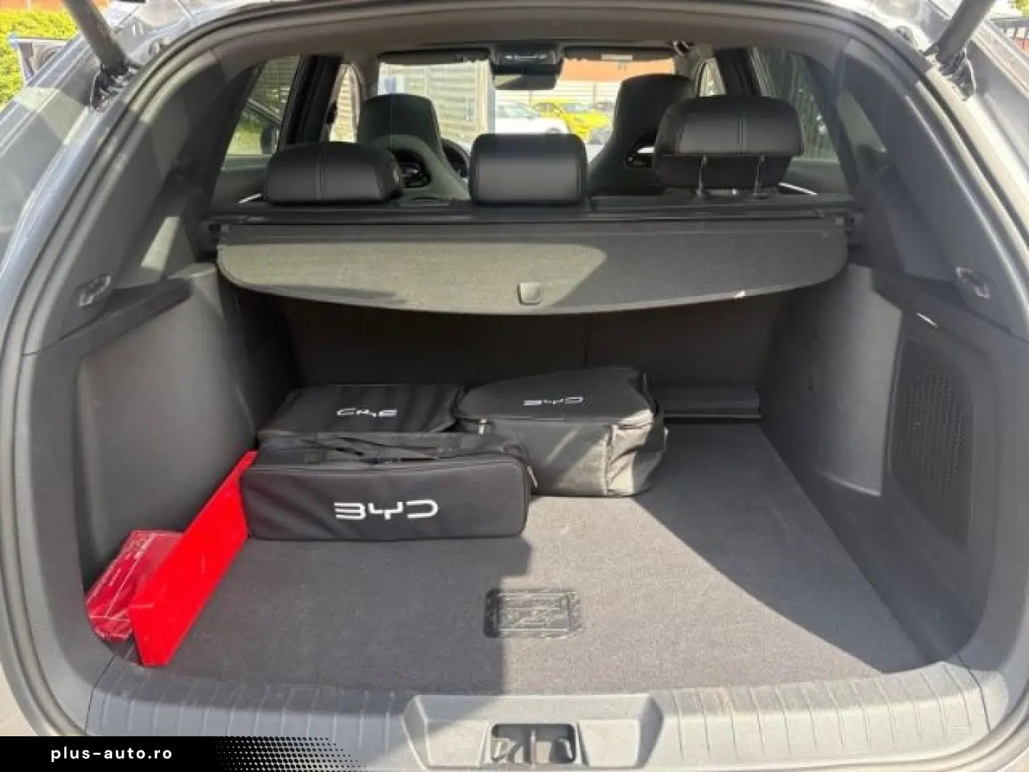 BYD Seal U DM-i PHEV DESIGN HUD El. Panodach Navi Le