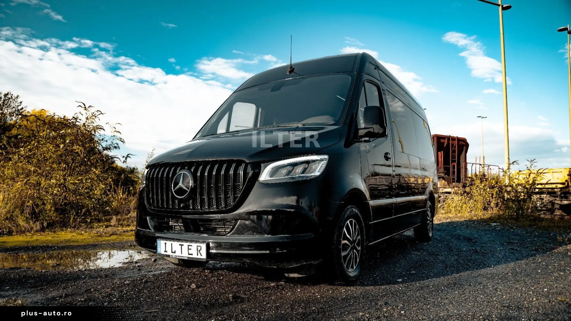 MERCEDES-BENZ Sprinter 319 CDI V6 3.0 VIP Tourismus 8 1 LED