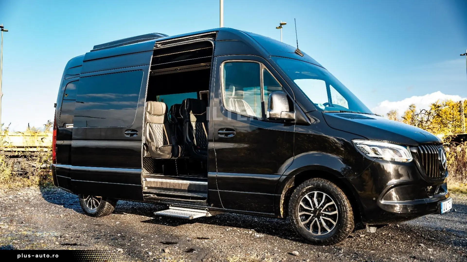 MERCEDES-BENZ Sprinter 319 CDI V6 3.0 VIP Tourismus 8 1 LED