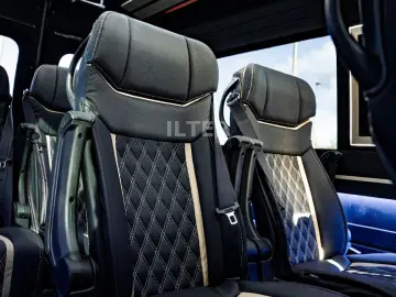 MERCEDES-BENZ Sprinter 319 CDI V6 3.0 VIP Tourismus 8 1 LED