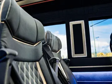 MERCEDES-BENZ Sprinter 319 CDI V6 3.0 VIP Tourismus 8 1 LED