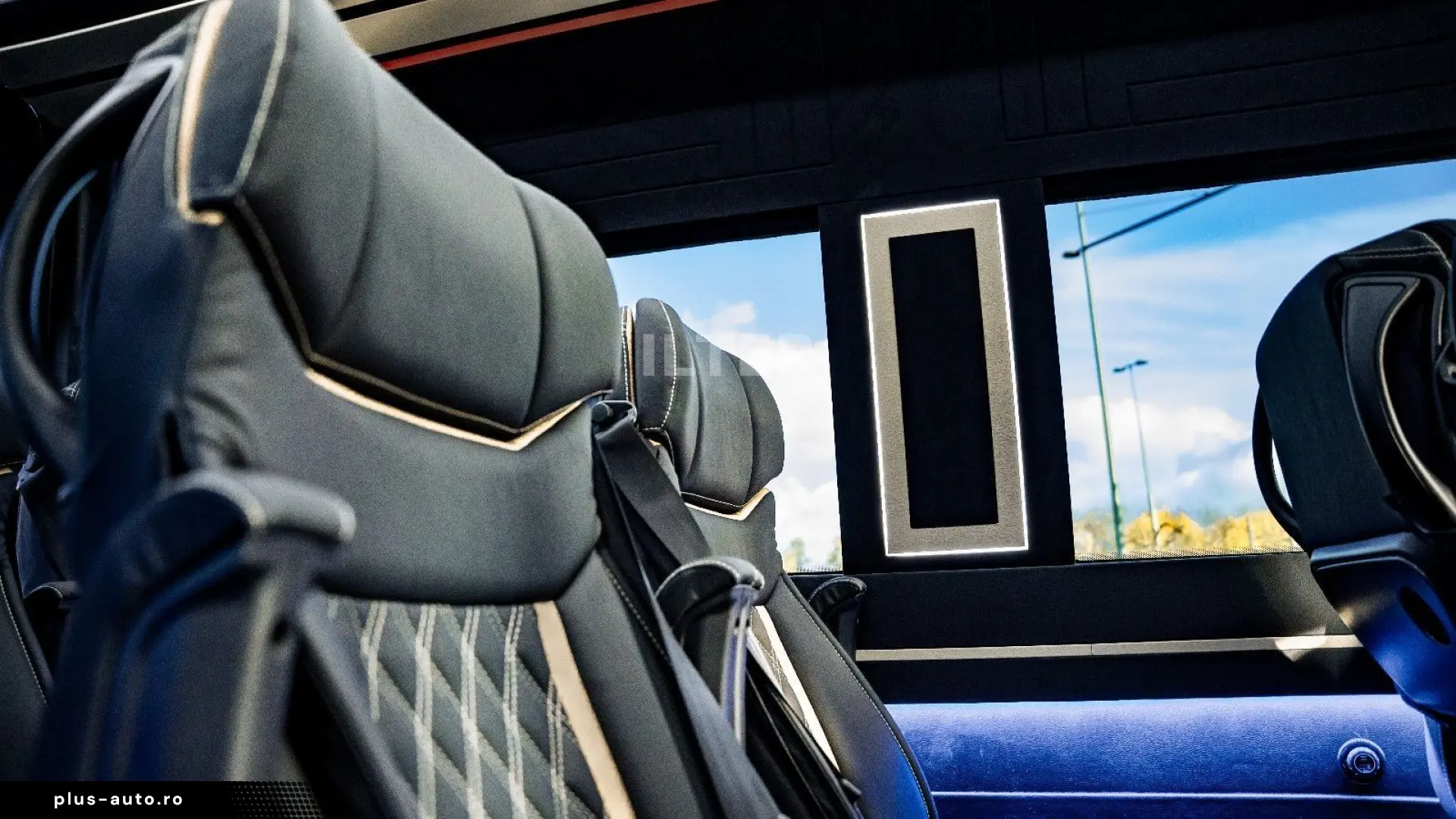 MERCEDES-BENZ Sprinter 319 CDI V6 3.0 VIP Tourismus 8 1 LED