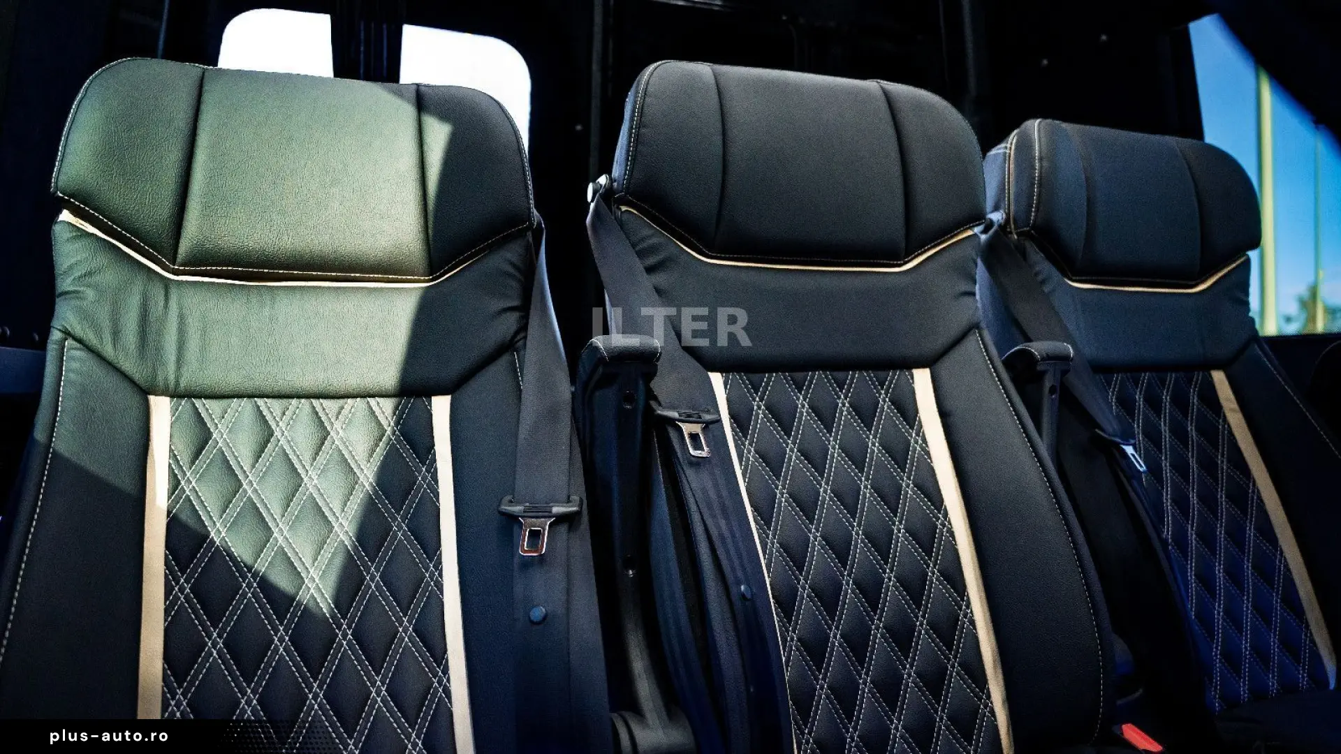 MERCEDES-BENZ Sprinter 319 CDI V6 3.0 VIP Tourismus 8 1 LED