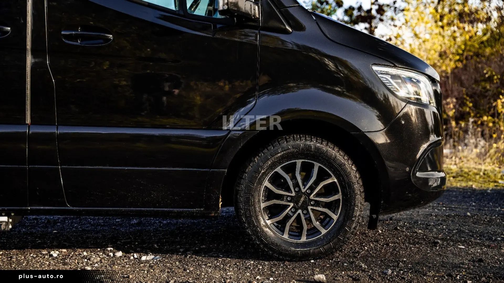 MERCEDES-BENZ Sprinter 319 CDI V6 3.0 VIP Tourismus 8 1 LED