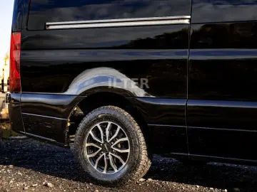 MERCEDES-BENZ Sprinter 319 CDI V6 3.0 VIP Tourismus 8 1 LED