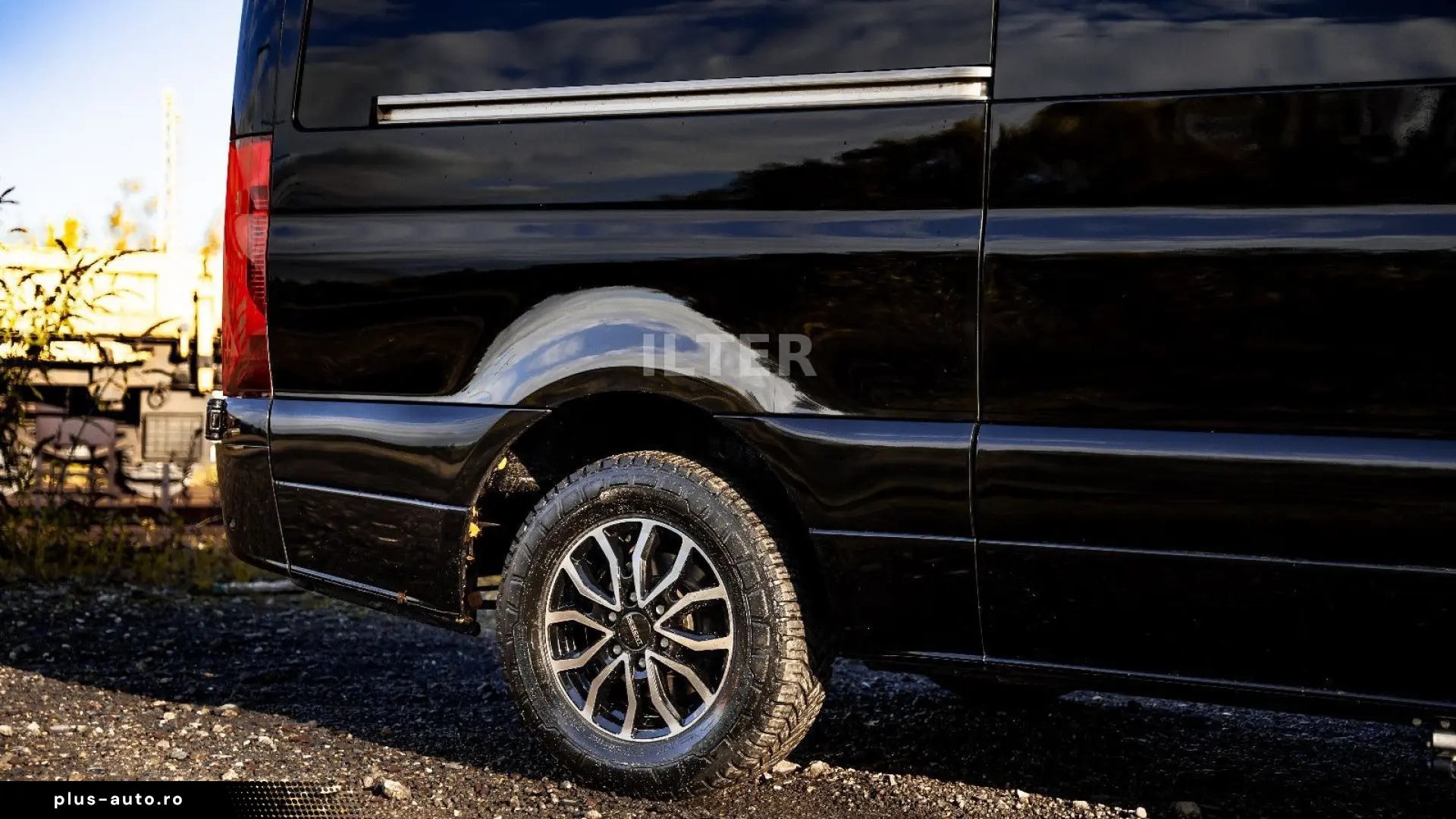 MERCEDES-BENZ Sprinter 319 CDI V6 3.0 VIP Tourismus 8 1 LED