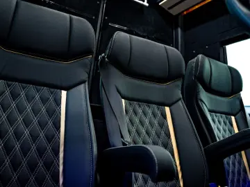 MERCEDES-BENZ Sprinter 319 CDI V6 3.0 VIP Tourismus 8 1 L2H2