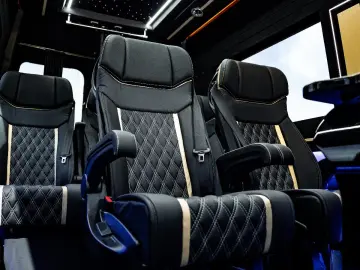 MERCEDES-BENZ Sprinter 319 CDI V6 3.0 VIP Tourismus 8 1 L2H2