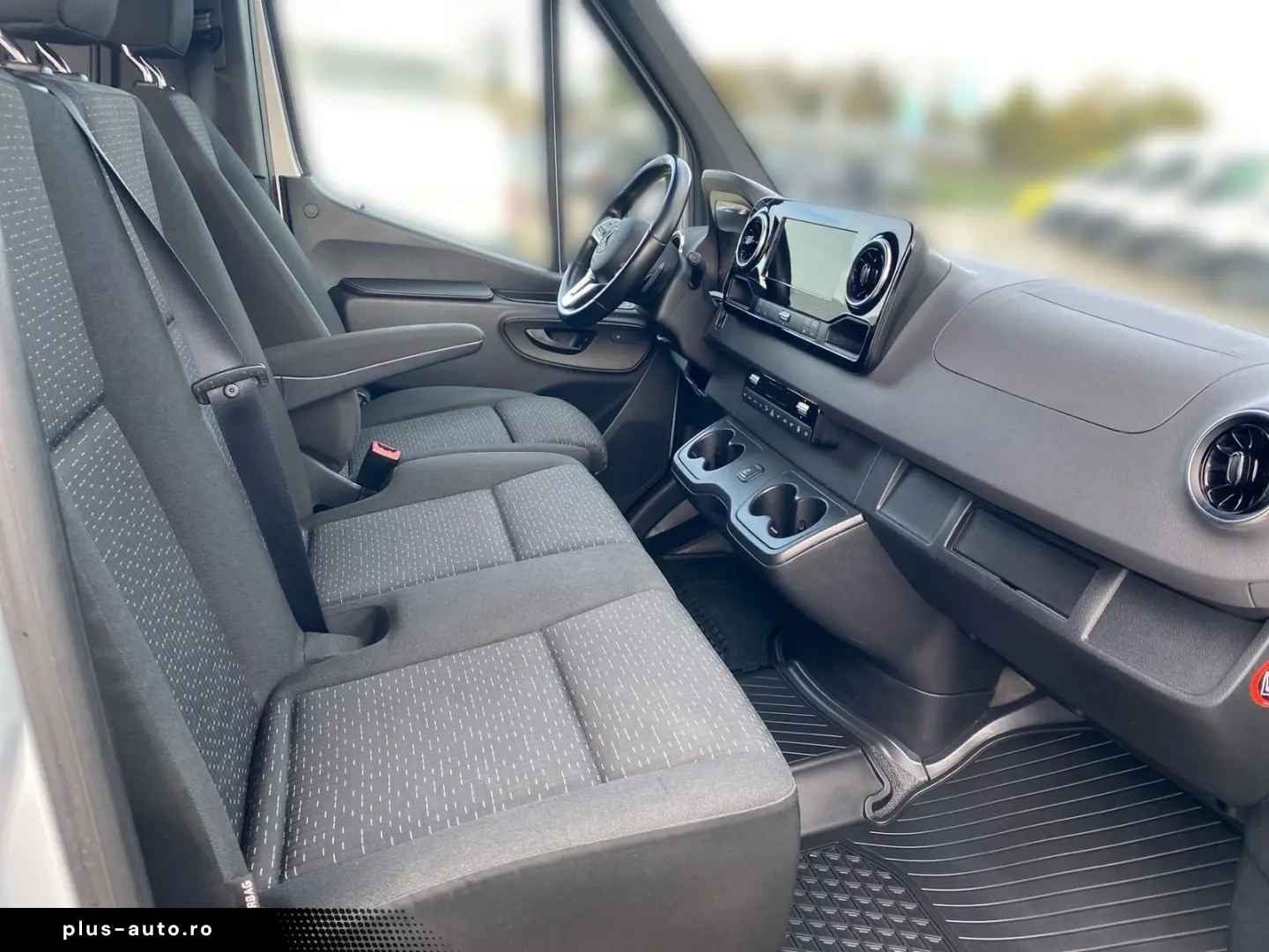 MERCEDES Sprinter 319 Tourer L2H1 LED Distronic AHK 2 8 t