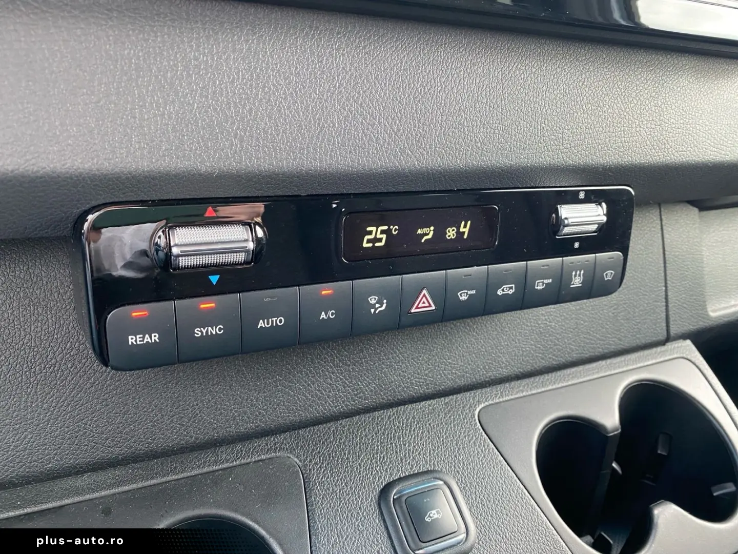 MERCEDES Sprinter 319 Tourer L2H1 LED Distronic AHK 2 8 t