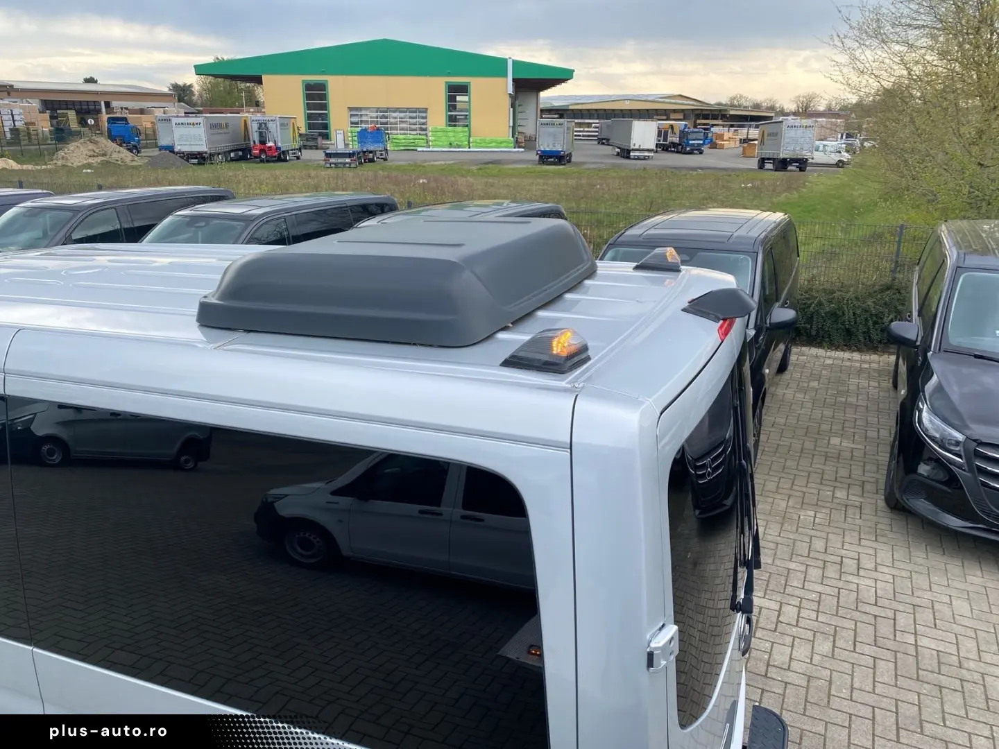 MERCEDES Sprinter 319 Tourer L2H1 LED Distronic AHK 2 8 t