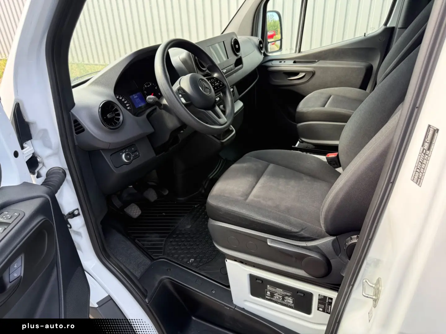 MERCEDES Sprinter Tourer 317 CDI Tourer L2H1 9-Sitze