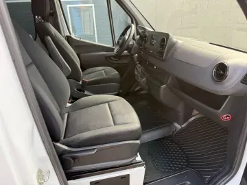MERCEDES Sprinter Tourer 317 CDI Tourer L2H1 9-Sitze